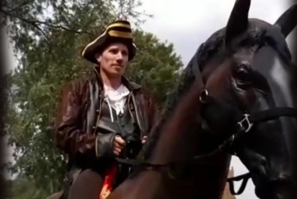 Captain Olivier Online