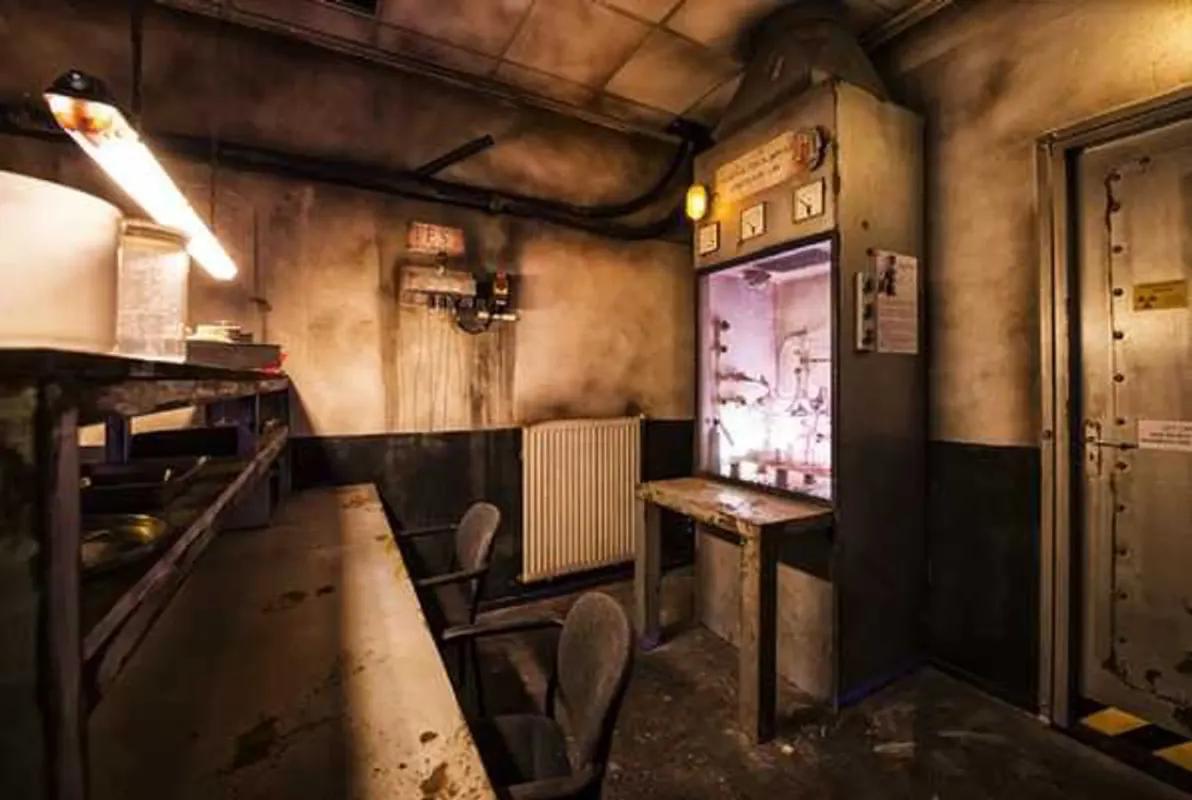 Escape Extraordinary Mrs. M. Bierens Laboratory Assistant
